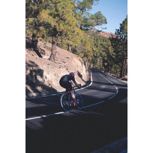 AirBreaker Helm dark grey